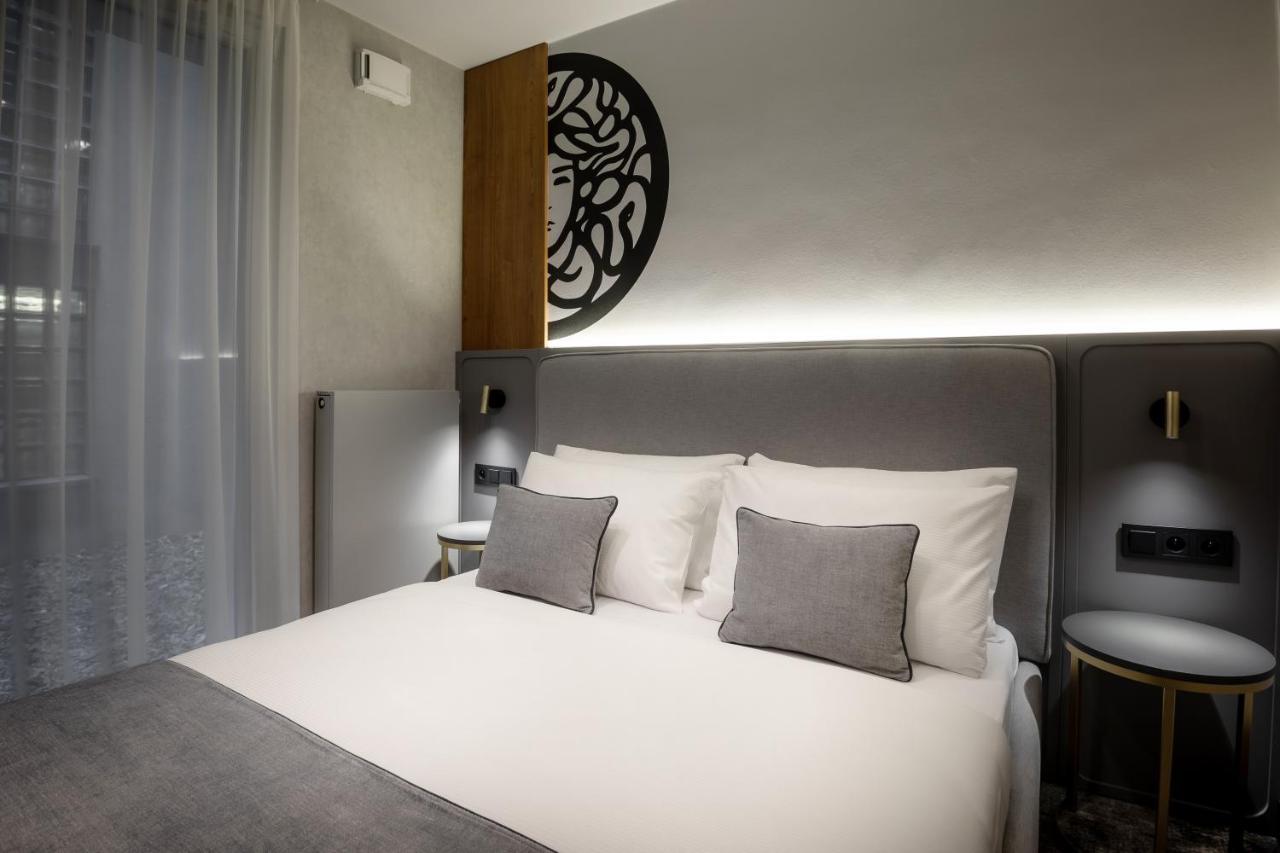 Aparthotel Art Boutique à Cracovie Extérieur photo A room at the hotel